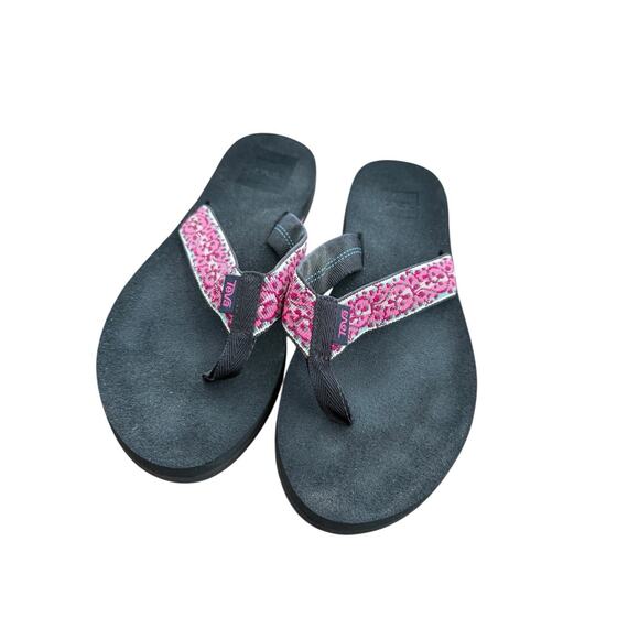 Teva Women's Flip Flops size 9 Pink Swirl Vine Design Mush II - Picture 1 of 11